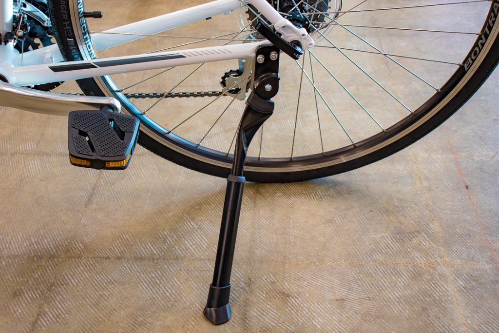 trek fx 2 kickstand